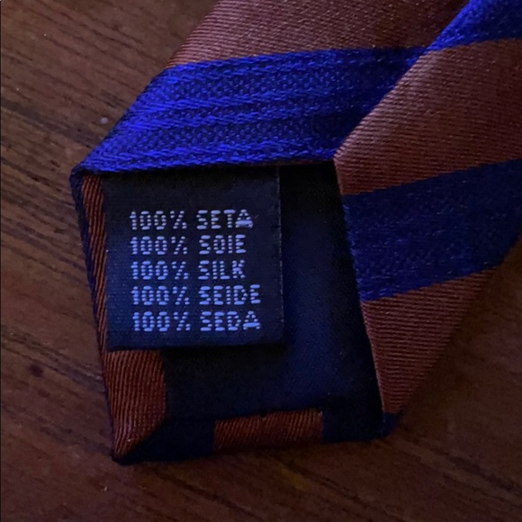 Tie - Picture 2 of 6